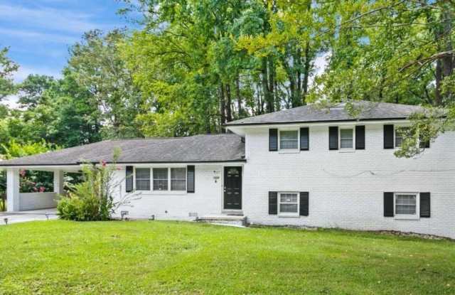 1025 Hilburn Drive SE - 1025 Hilburn Drive Southeast, Atlanta, GA 30316 1025 Hilburn Drive SE - 1025 Hilburn Drive Southeast, Atlanta, GA 30316