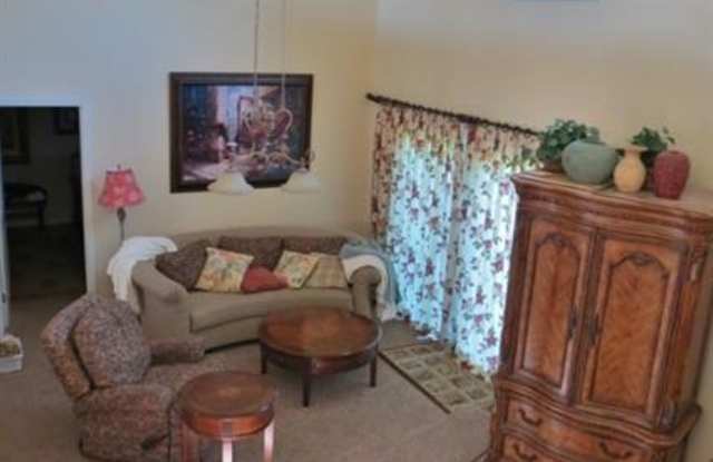 1308 Lexington Drive Gallery 4