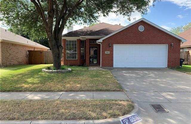 8916 San Joaquin Trail - 8916 San Joaquin Trail, Fort Worth, TX 76118