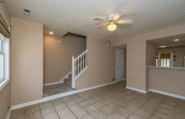 732 Sherwood Hills Gallery 3