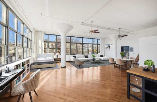 2 UNION ST photos photos