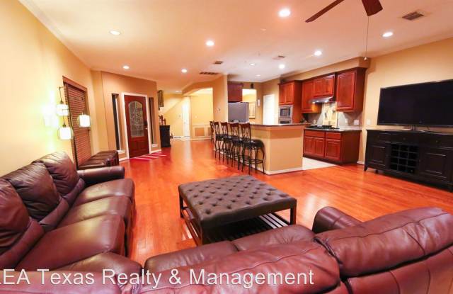 1375 Ella Place - 1375 Ella Boulevard, Houston, TX 77008