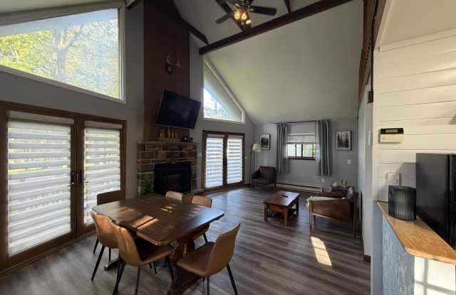 2823 Fairhaven Drive Gallery 4