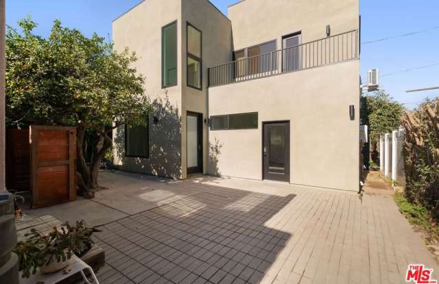 3909 W Exposition Blvd photos photos