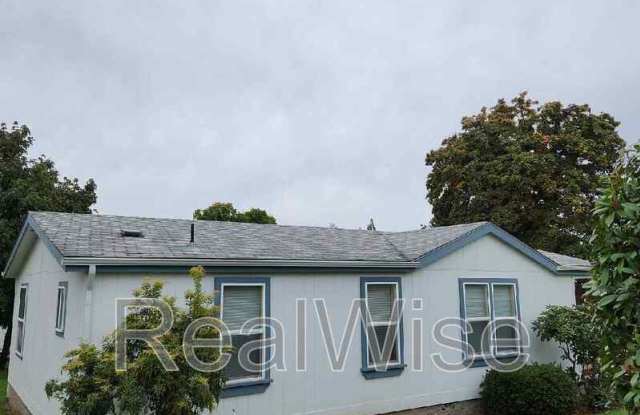 120 Woodland Dr Gallery 2