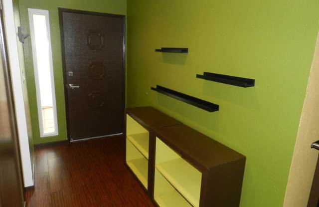 1514 Eagle Ln Gallery 2