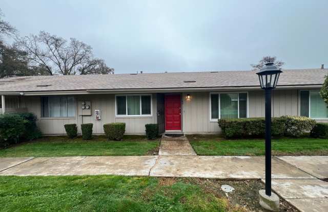 2-bedroom single story condo! - 617 West Granger Avenue, Modesto, CA 95350