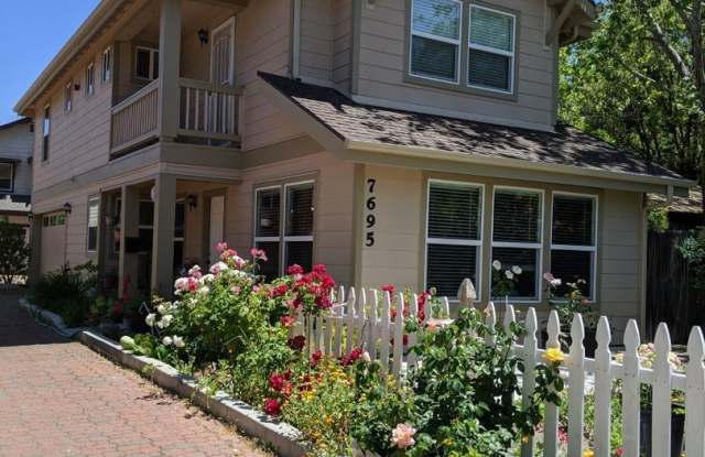 7695 NAVAJOA AVE. - 7695 Navajoa Avenue, Atascadero, CA 93422