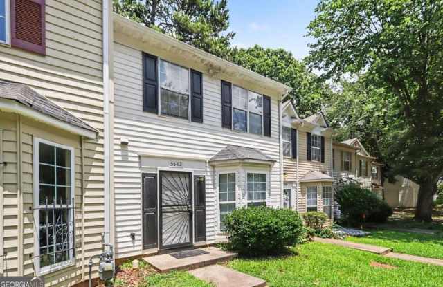 5582 Stonington Trac Parkway Gallery 3