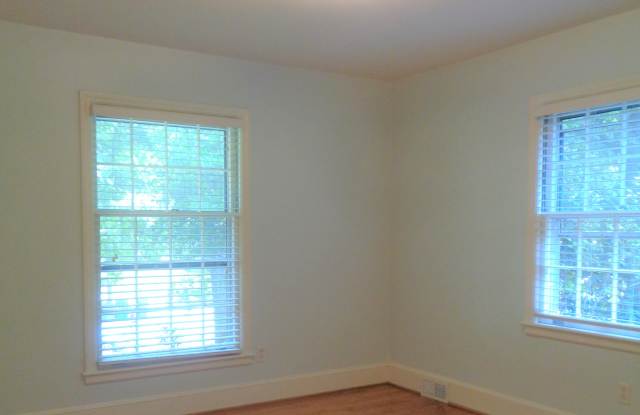 1130 Bolling Road Gallery 4