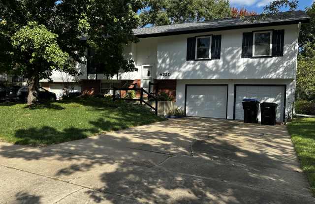 4320 Southeast Pennsylvania Court Gallery 2