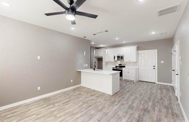 807 Fletcher Street photos photos