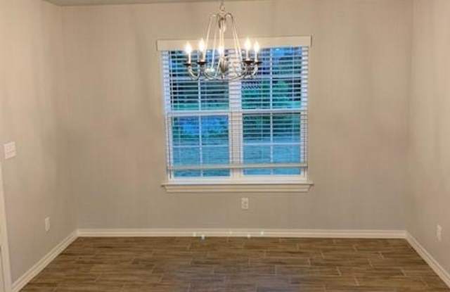 2748 S Olive Ct Gallery 4