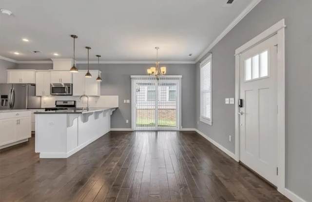 1736 South 39th Place Gallery 4