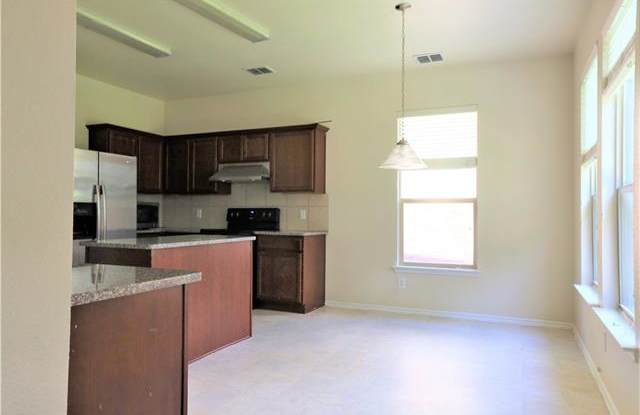 516 Twin Knoll Drive Gallery 2