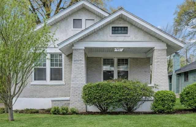 RENOVATED 3 Bedroom 1 bathroom home in Glenview! Gallery 1