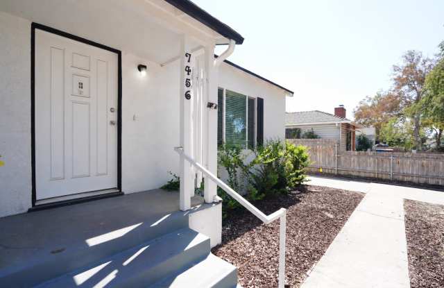 7456 Kingsley Way Gallery 3