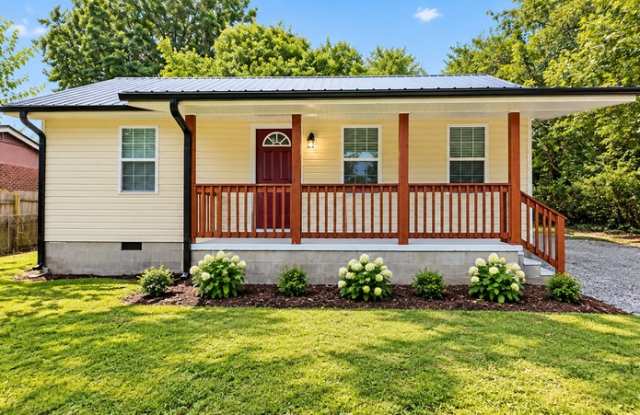 1402 Williams Lane S Gallery 1