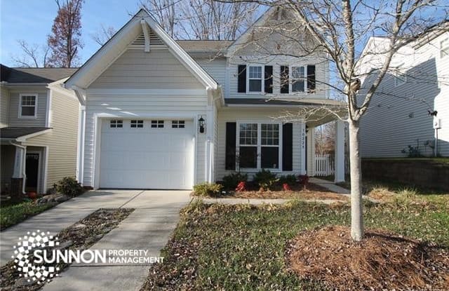 10228 Old Carolina Drive - 10228 Old Carolina Dr, Charlotte, NC 28214
