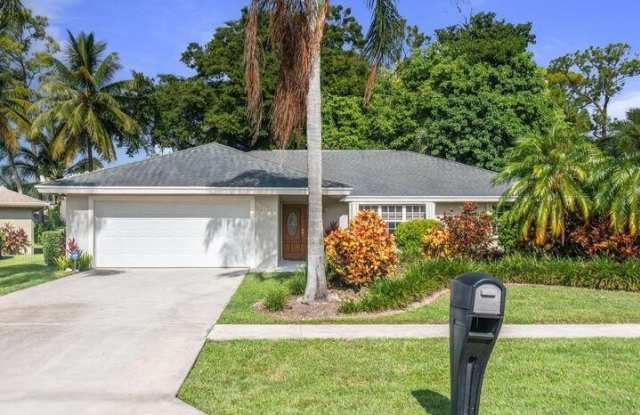 691 Foresteria Avenue photos photos