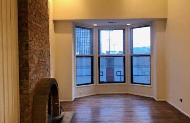 606 W Surf Gallery 3