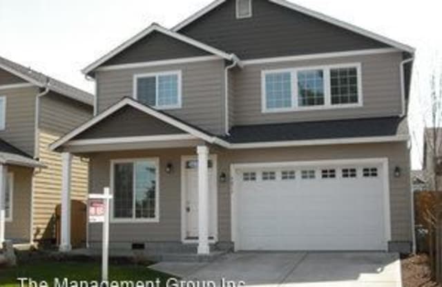 9217 NE 81st Loop - 9217 Northeast 81st Loop, Five Corners, WA 98662