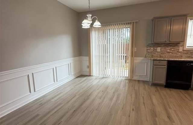 2179 Executive Drive Gallery 3