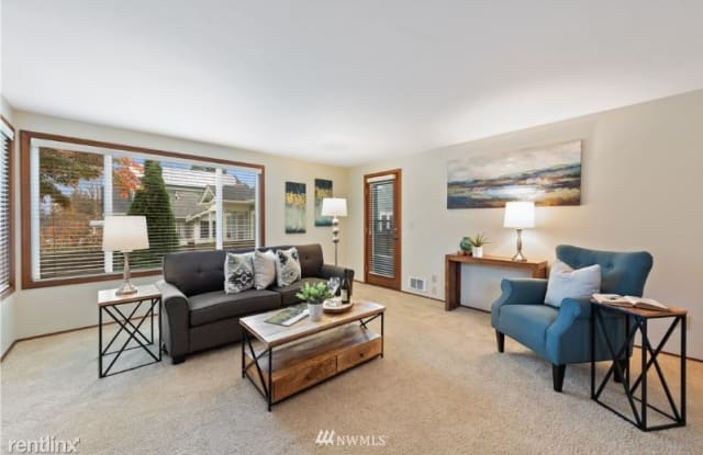 4118 SW College St 103 - 4118 Southwest College Street, Seattle, WA 98116