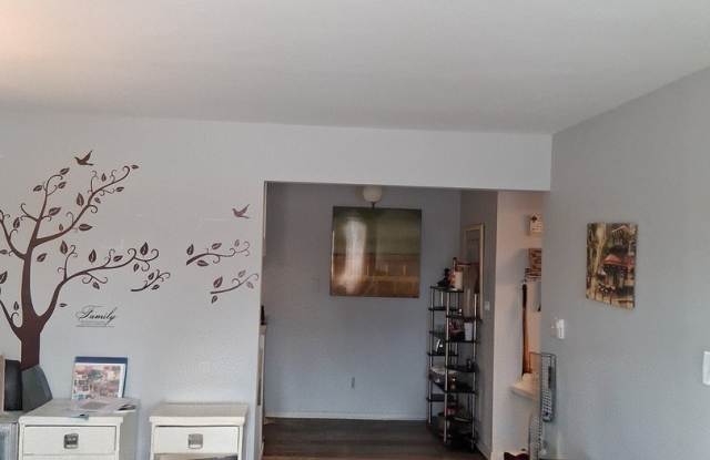 850 E Old Willow Road unit: 218 photos photos