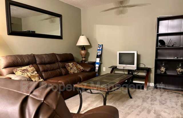 5656 Encino Cv Gallery 2