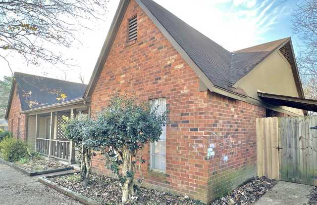 2065 GOLDBRIER Ln Gallery 4
