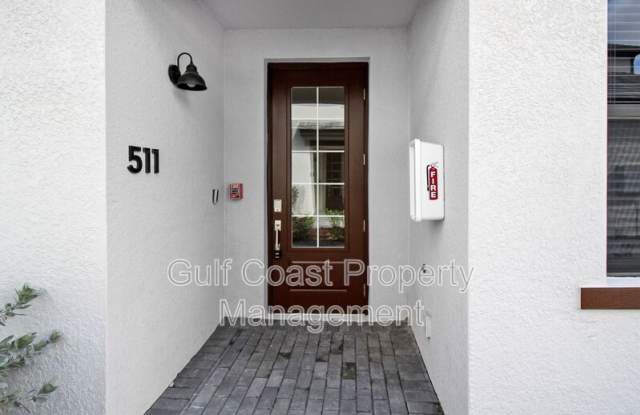 5703 North Honore Avenue Gallery 3