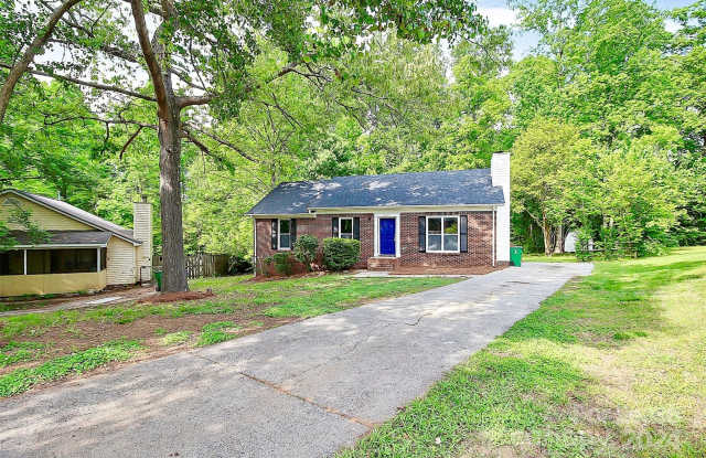 5801 Woodrock Court Gallery 4