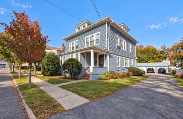 453 Beach Avenue Gallery 1