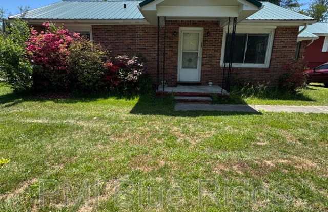 1810 Willow Rd photos photos