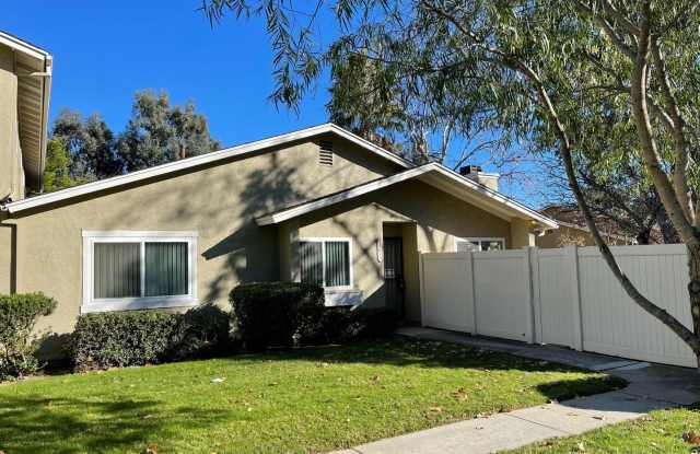2BD/2BA, 1051 SQFT CONDO IN POWAY photos photos