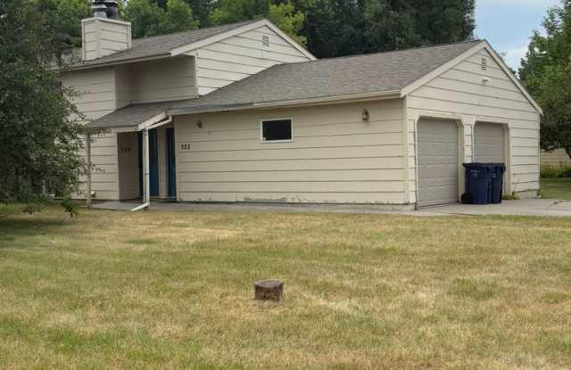 2 Bed 2 bath off Durston Rd- New Pictures Coming Soon photos photos