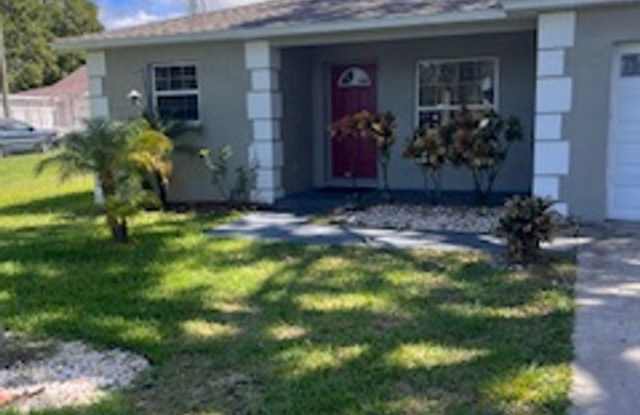 106 S Drake St – 3 Bed, 2 Bath Home for Rent photos photos