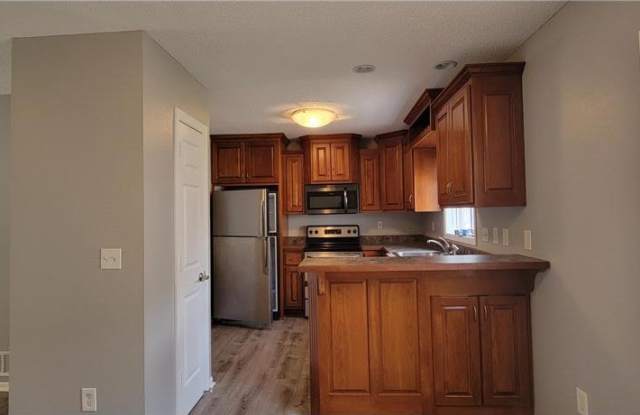 6512 Regency Lane Gallery 3