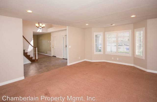 3942 Stanford Dr Gallery 3