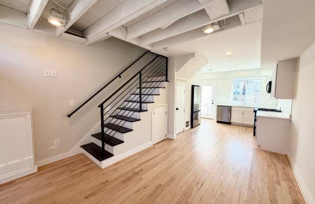 NEWLY RENOVATED HOME - Capitol Hill/Lincoln Park - 243 Warren Street Northeast, Washington, DC 20002