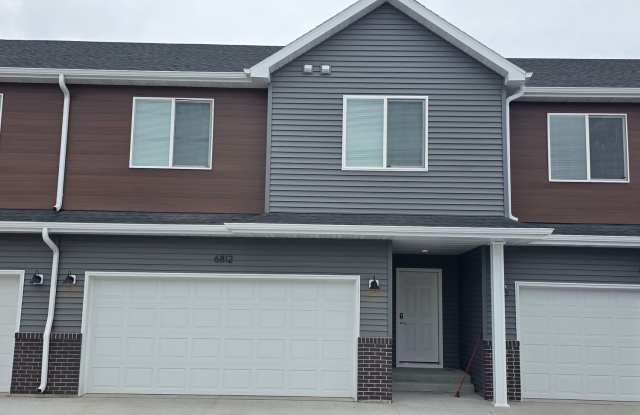 3 Bed 3 Bath Townhome photos photos