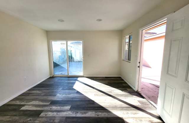 12318 Meadow Dr Gallery 2