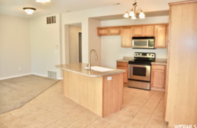 269 E Sunshine Drive - 269 photos photos 269 E Sunshine Drive - 269 photos photos