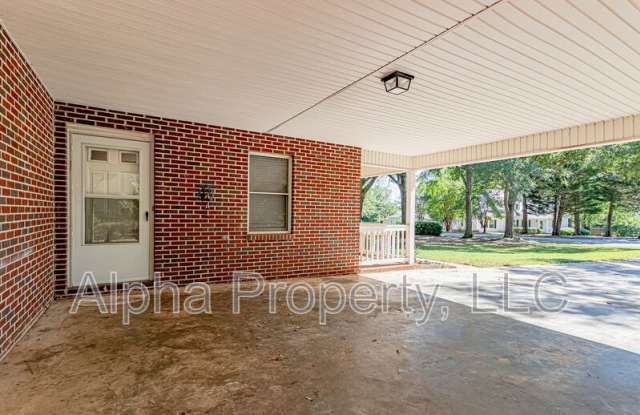 155 Stewart Dr Gallery 3