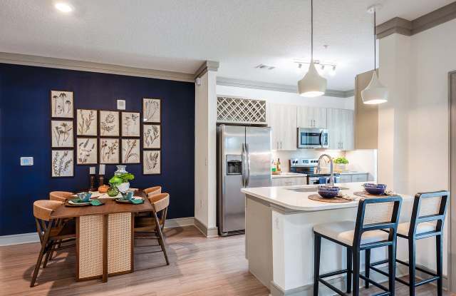 Botanic Waterside Apartments at Lakewood Ranch Gallery 4