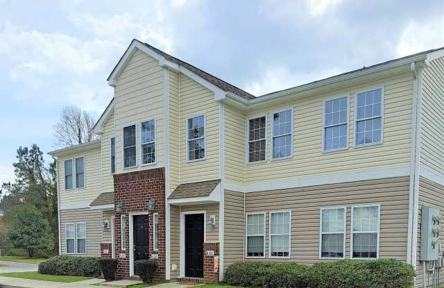 4513 Country Club Road, B202 - 4513 Country Club Road, Morehead City, NC 28557