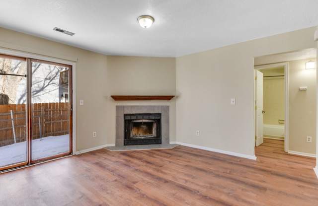 2BD/1BA in Park Hill Neighborhood! Gallery 4