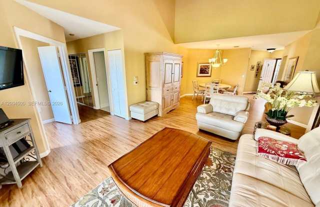 5155 Europa Drive U, Boynton Beach, FL 33437 - 2180 photos photos