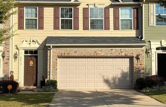 Minutes from Uptown! photos photos